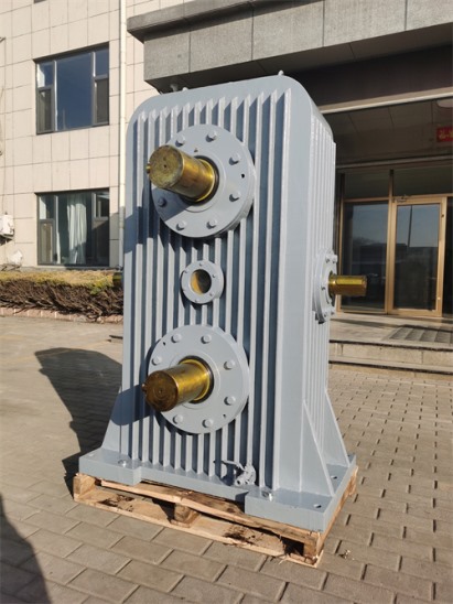 比亞迪電池板壓片機(jī)減速機(jī)